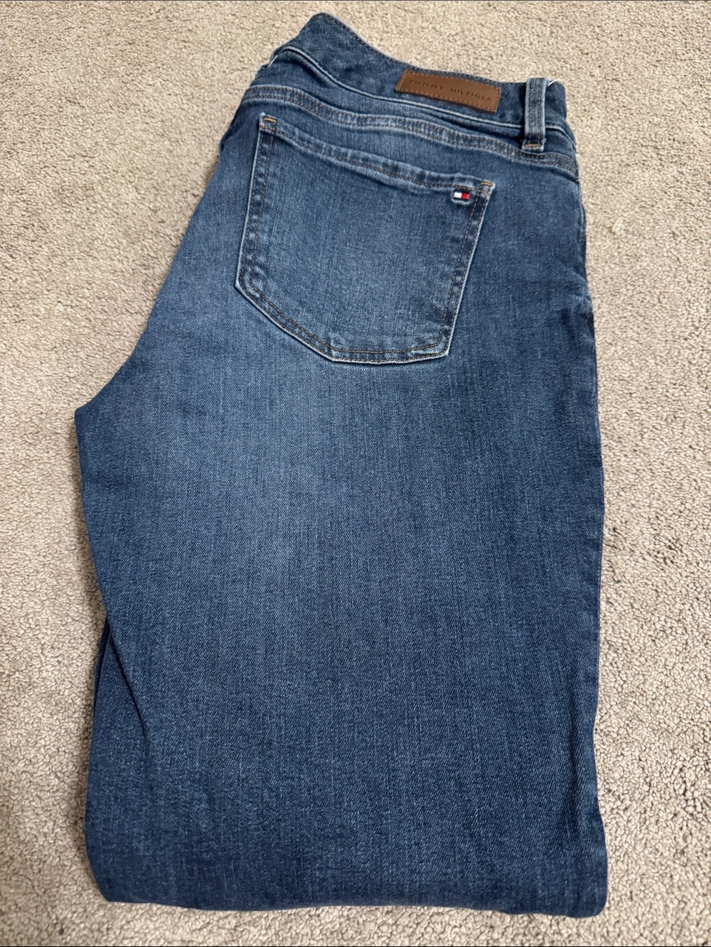 Tommy Hilfiger Women’s Heritage Rome Straight Dark Blue Jeans size 8/29
